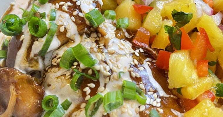 Slow Cooker Honey Garlic Chicken Pineapple Bowls